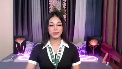 Snapshot of urlovely_jemma chatting on 08-05-26, 09:17 urlovely_jemma online show from 08-05-26, 09:17