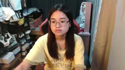 urlovelychinita online show from 10-02-25, 06:37