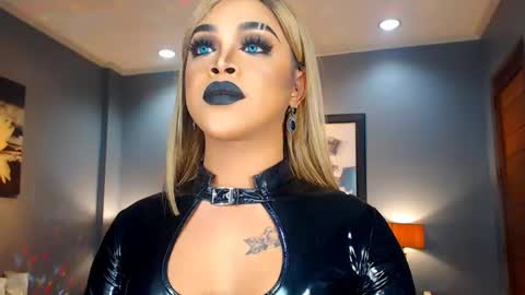 UrMajestyTyra online show from 02-19-25, 12:35