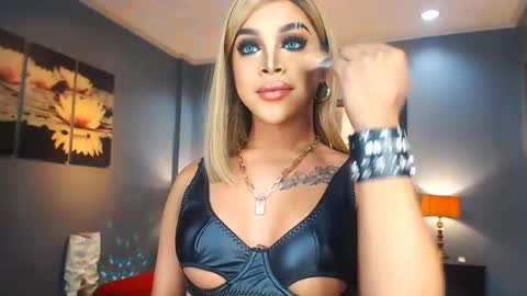 UrMajestyTyra online show from 02-22-25, 10:07