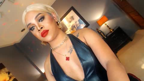 UrMajestyTyra online show from 01-17-26, 12:59