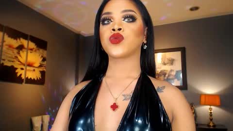 Snapshot of urmajestytyra chatting on 03-05-26, 01:56 UrMajestyTyra online show from 03-05-26, 01:56