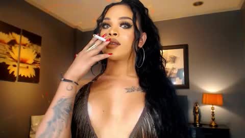 Snapshot of urmajestytyra chatting on 03-09-26, 01:20 UrMajestyTyra online show from 03-09-26, 01:20