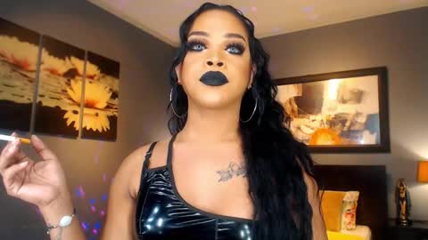 Snapshot of urmajestytyra chatting on 03-21-26, 01:10 UrMajestyTyra online show from 03-21-26, 01:10