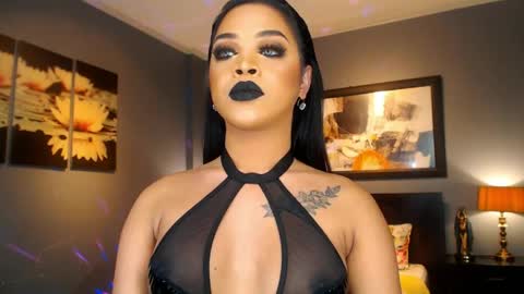 Snapshot of urmajestytyra chatting on 03-26-26, 02:06 UrMajestyTyra online show from 03-26-26, 02:06