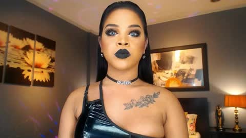 Snapshot of urmajestytyra chatting on 04-07-26, 01:17 UrMajestyTyra online show from 04-07-26, 01:17