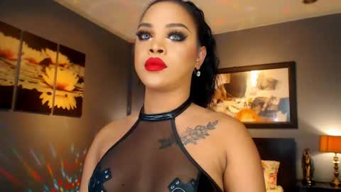 Snapshot of urmajestytyra chatting on 05-04-26, 12:28 UrMajestyTyra online show from 05-04-26, 12:28
