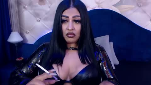 Snapshot of uronlysin chatting on 12-22-24, 09:53 UrOnlySin online show from 12-22-24, 09:53