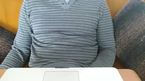 Snapshot of uropportunity chatting on 02-15-25, 10:44 Dutchsoftie online show from 02-15-25, 10:44