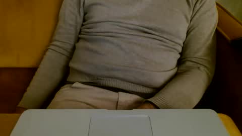 Snapshot of uropportunity chatting on 10-23-25, 06:28 Dutchsoftie online show from 10-23-25, 06:28