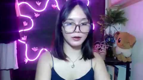 Pia online show from 10-21-25, 09:59