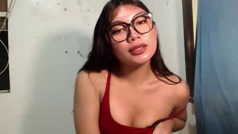 urpinay_sandra69 online show from 05-20-26, 02:23