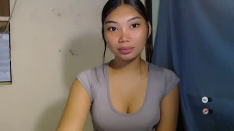 urpinay_sandra69 online show from 06-12-26, 03:05