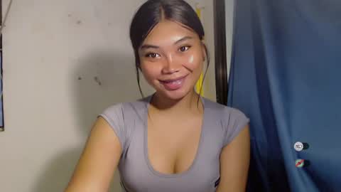 urpinay_sandra69 online show from 06-19-26, 05:56