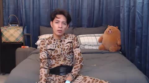 Mel online show from 01-11-25, 03:31