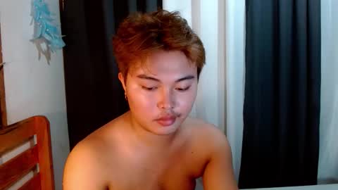 urpinoyjohnx online show from 09-15-25, 01:33