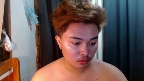 urpinoyjohnx online show from 10-02-25, 12:28