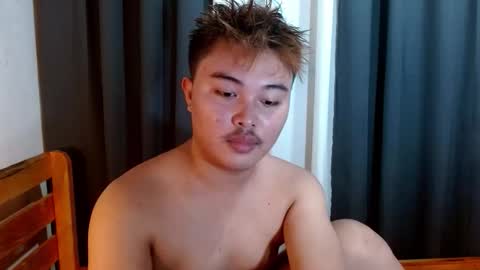 urpinoyjohnx online show from 10-23-25, 07:51