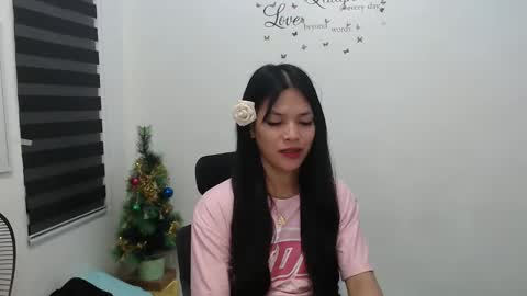 hi im kim online show from 12-10-24, 01:44