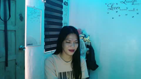 hi im kim online show from 02-20-25, 02:07