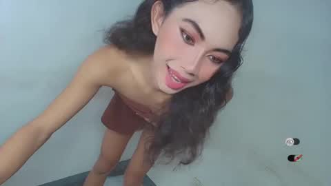 urpretty_mistake online show from 02-15-26, 05:48
