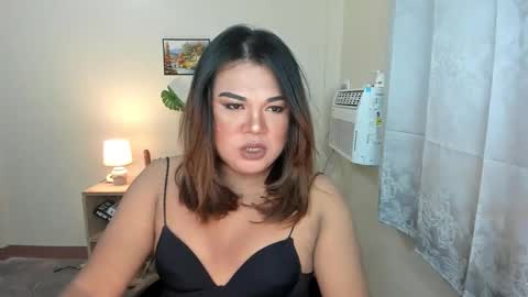 ursangredeia online show from 10-19-25, 04:07