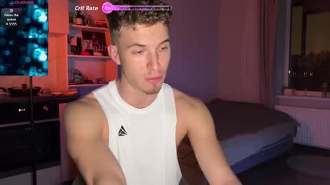 Snapshot of ursaotome chatting on 10-12-25, 10:53 ursaotome online show from 10-12-25, 10:53