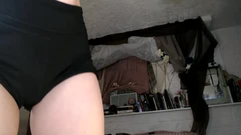 Maxi Mills . My Orgasm is in your hands Private is Open online show from 07-04-26, 01:12