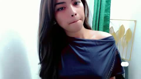 Snapshot of urslutty_jasmine chatting on 04-10-26, 07:57 jasmine online show from 04-10-26, 07:57