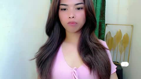Snapshot of urslutty_jasmine chatting on 04-19-26, 07:16 jasmine online show from 04-19-26, 07:16