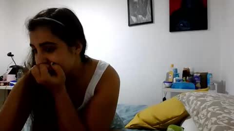 Snapshot of ursumi1 chatting on 10-26-25, 03:51 ursumi1 online show from 10-26-25, 03:51