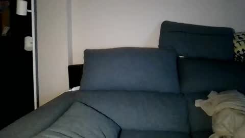 Snapshot of ursumi1 chatting on 11-09-25, 04:38 ursumi1 online show from 11-09-25, 04:38