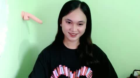 Snapshot of ursweet_athisa18 chatting on 02-16-26, 06:04 Athisa online show from 02-16-26, 06:04