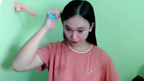 Snapshot of ursweet_athisa18 chatting on 02-17-26, 09:17 Athisa online show from 02-17-26, 09:17