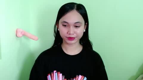 Snapshot of ursweet_athisa18 chatting on 02-28-26, 07:42 Athisa online show from 02-28-26, 07:42