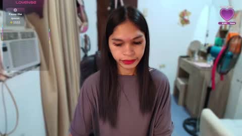 ursweet_zeviixx online show from 12-14-25, 09:47