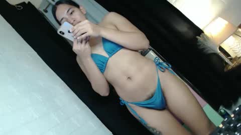 Snapshot of ursweetgirl_thea chatting on 09-17-25, 02:46 ursweetgirl thea online show from 09-17-25, 02:46