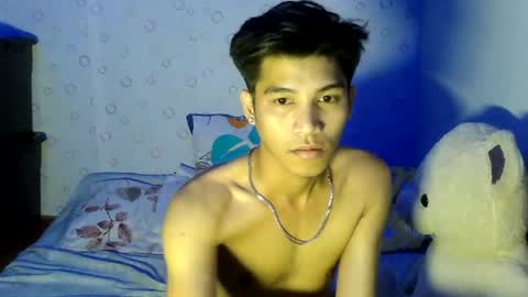 Snapshot of ursweetie_boy chatting on 07-06-26, 02:14 ursweetie_boy online show from 07-06-26, 02:14