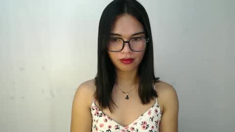 urtereshameow online show from 04-19-26, 05:51