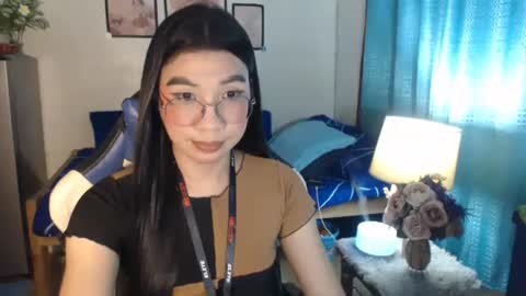 Ashley Kate Mateo Gray online show from 01-23-25, 12:30