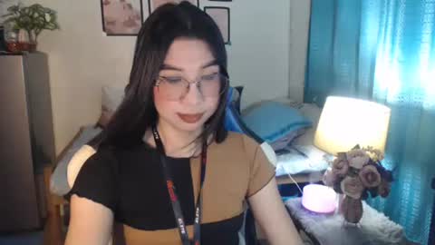 Ashley Kate Mateo Gray online show from 02-18-25, 10:38