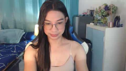 Ashley Kate Mateo Gray online show from 10-05-25, 10:35