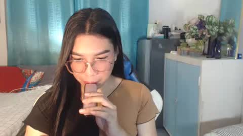 Ashley Kate Mateo Gray online show from 02-15-26, 10:58