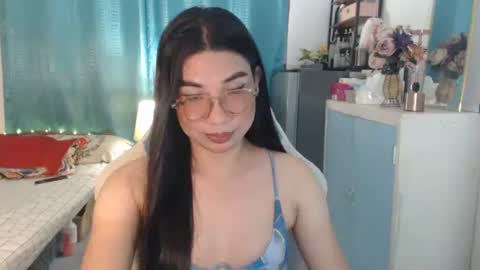 Ashley Kate Mateo Gray online show from 03-05-26, 10:22