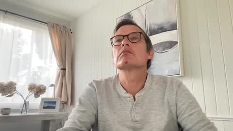 Snapshot of usablemale chatting on 02-28-25, 01:37 P online show from 02-28-25, 01:37