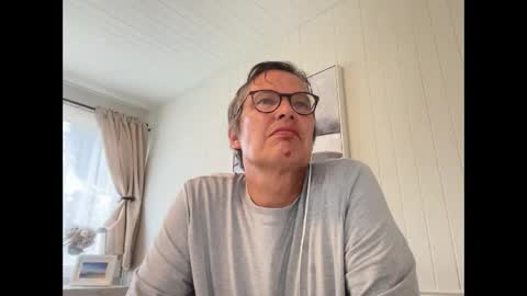 Snapshot of usablemale chatting on 03-12-25, 11:12 P online show from 03-12-25, 11:12