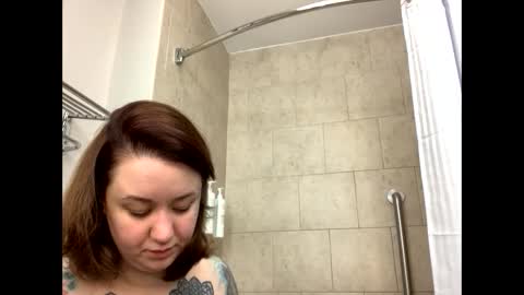 usefulhole online show from 09-27-25, 12:54