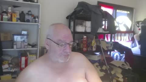 Eric online show from 12-24-24, 03:05