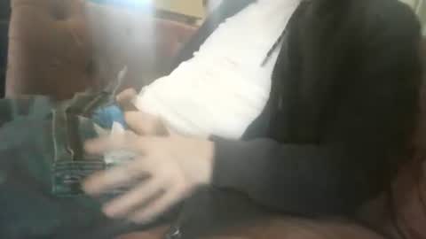 Snapshot of usr0369 chatting on 11-05-25, 11:21 usr0369 online show from 11-05-25, 11:21