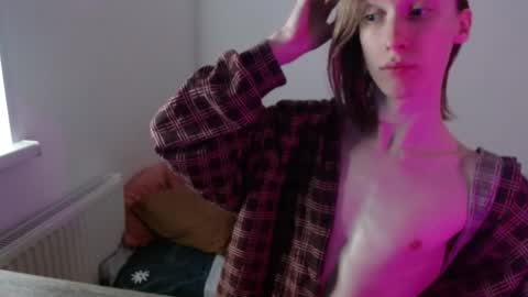 Excuse me online show from 09-25-25, 04:27